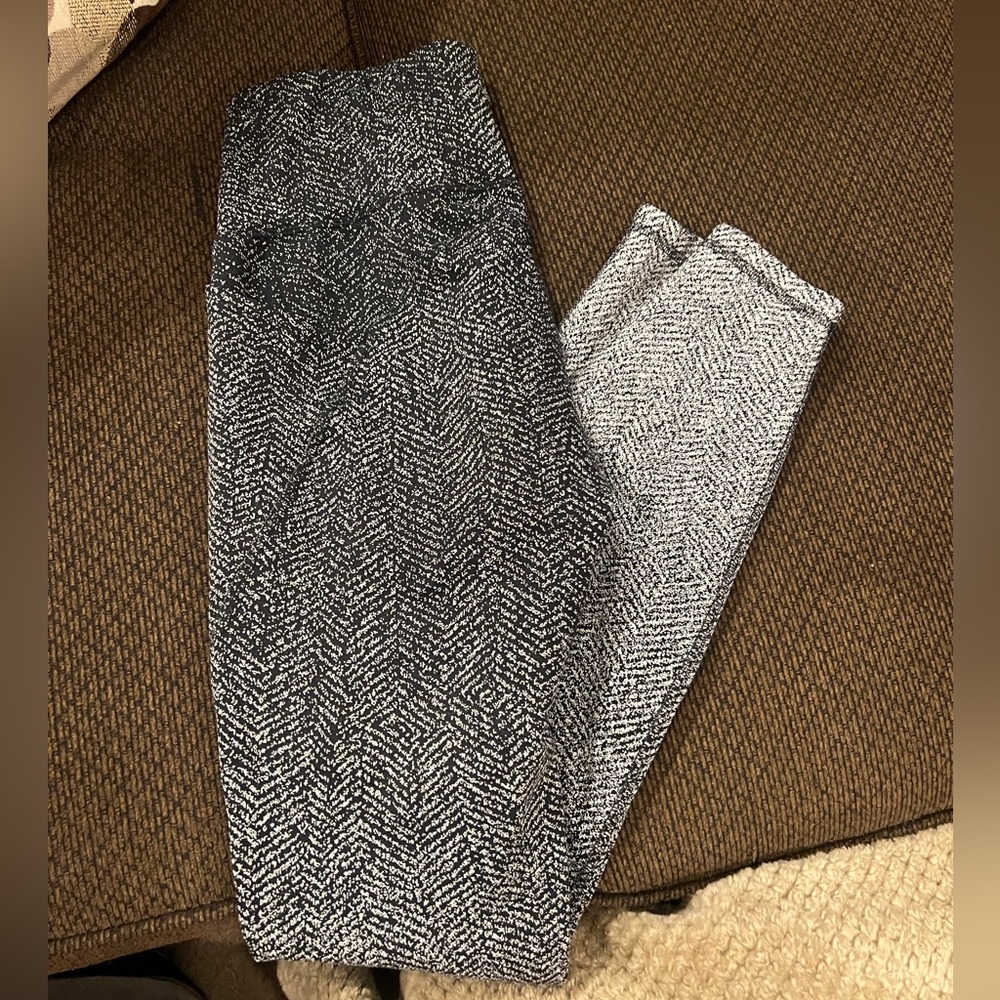 All in Motion Black and White Leggings